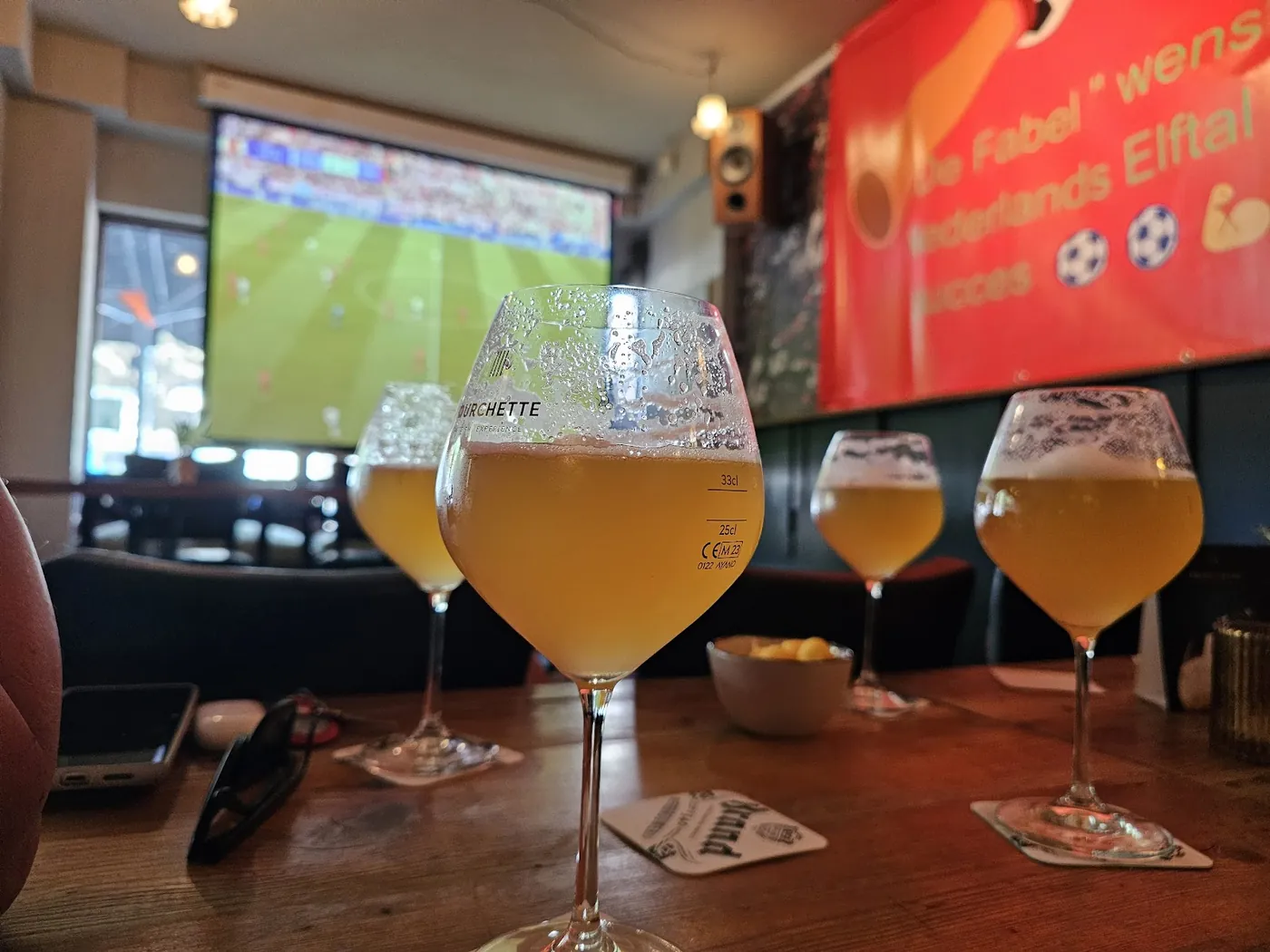 Bierflight op de bar bij De Fabel